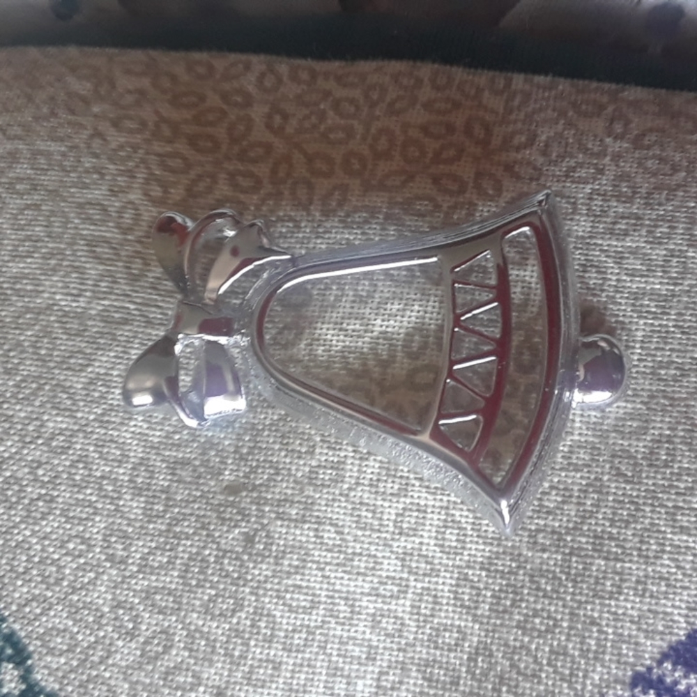 Vintage Avon Holiday bell tackpin
